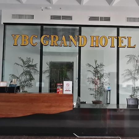 Ybc Grand Hotel Olongapo Dış mekan fotoğraf