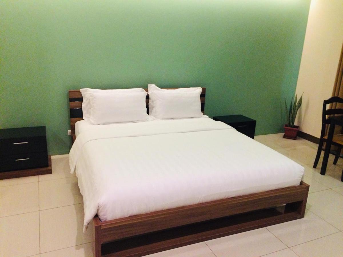 Ybc Grand Hotel Olongapo Dış mekan fotoğraf
