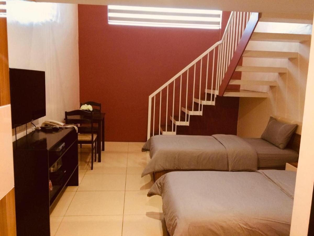 Ybc Grand Hotel Olongapo Dış mekan fotoğraf