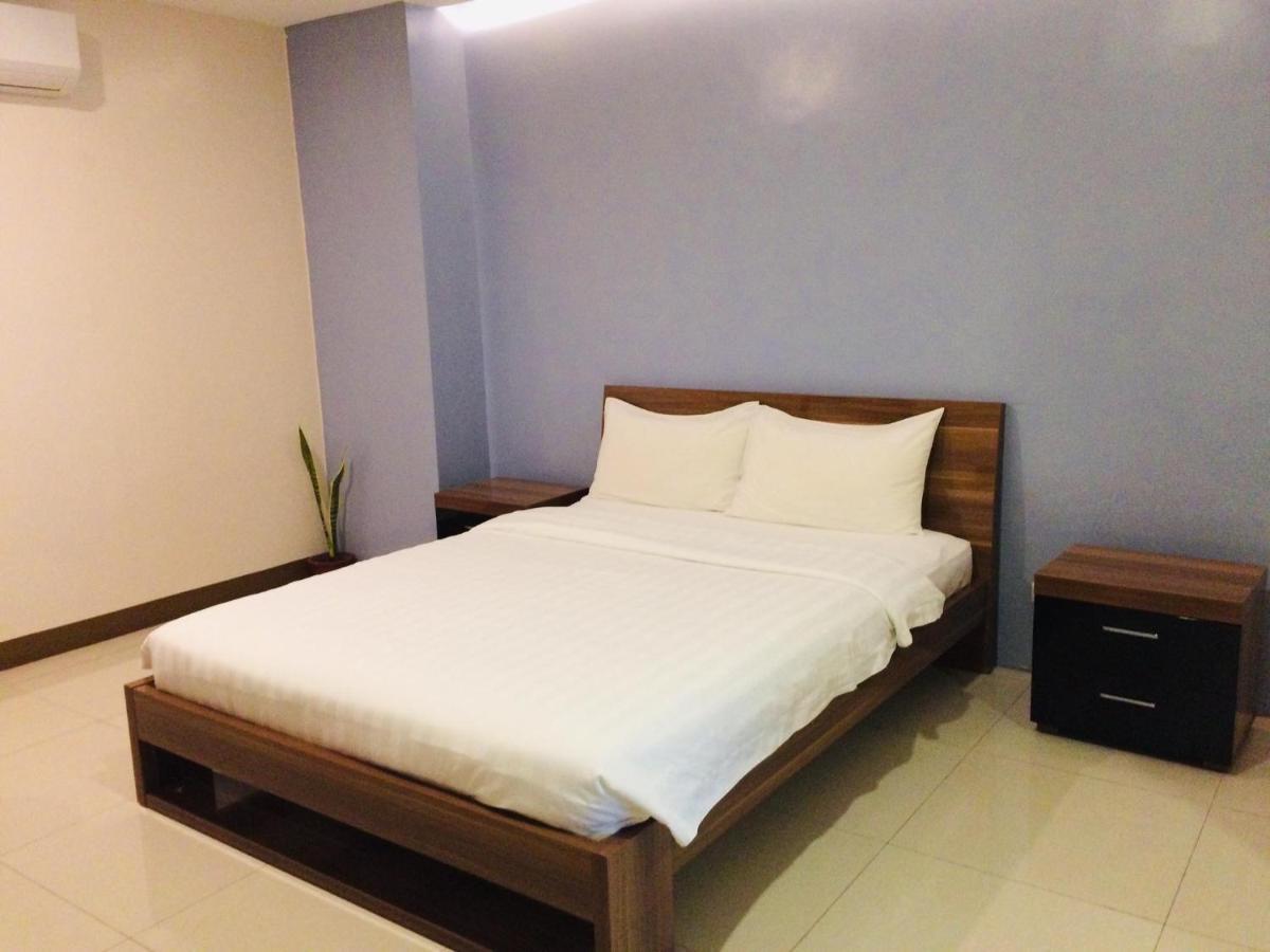 Ybc Grand Hotel Olongapo Dış mekan fotoğraf